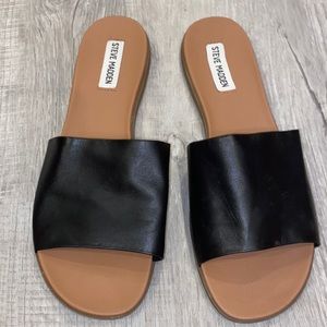 Steve Madden - like new leather flats! Sz 10 super soft and comfy 😊